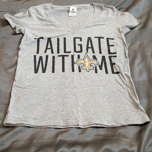 Medium VS Pink tailgate shirt